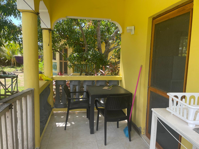 Others 5, R&V VILLA