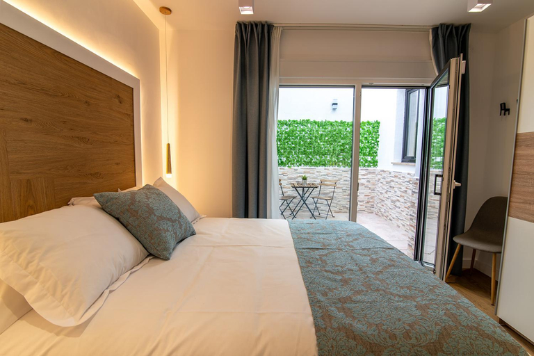2, MQ Suites Veronica, Ciudad Real