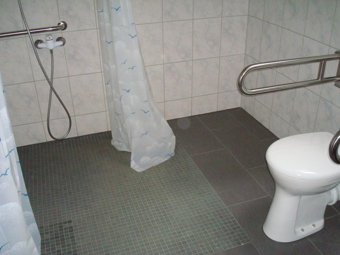 Bathroom 4, Hotel Sperlingshof, Havelland