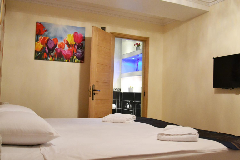 Bedroom 2, Hyde Park Suites, London
