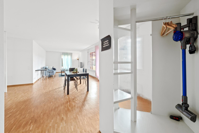 Bedroom 2, Spacious Central Apartments HOTING, Zürich