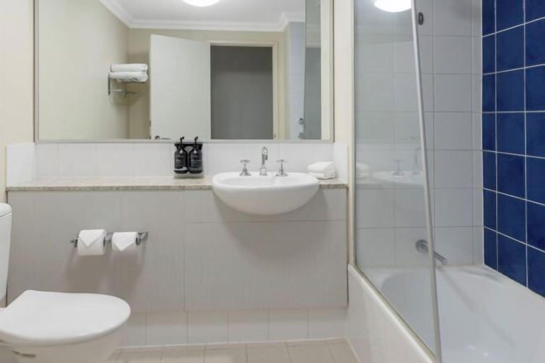 Bathroom 27