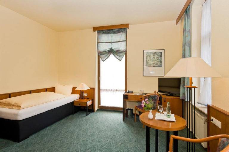 Bedroom 3, Hotel Katharinenhof, Zwickau