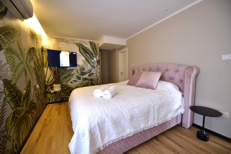 Others 2, Private pool Luxury penthouses sea view Eilat