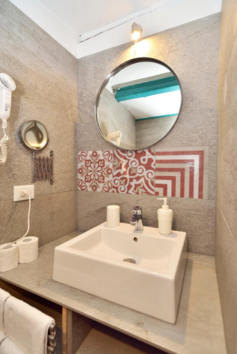 Bathroom 4, Modica Old Town Rooms, Ragusa