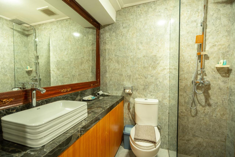 Bathroom 5, The Central Lovina, Buleleng
