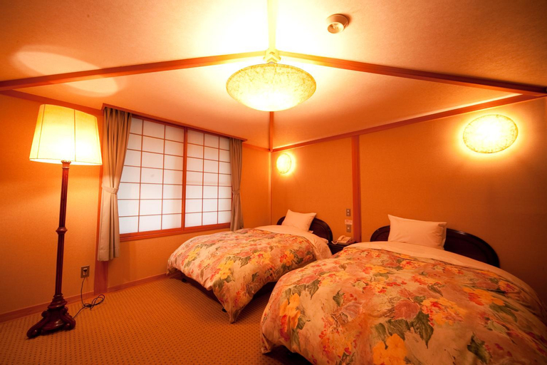Bedroom 3, Ryotei Tanokura Ryokan, Yufu