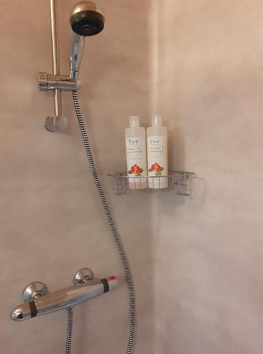 Bathroom 3, Rauðuskriður farm, Austur-Landeyjahreppur