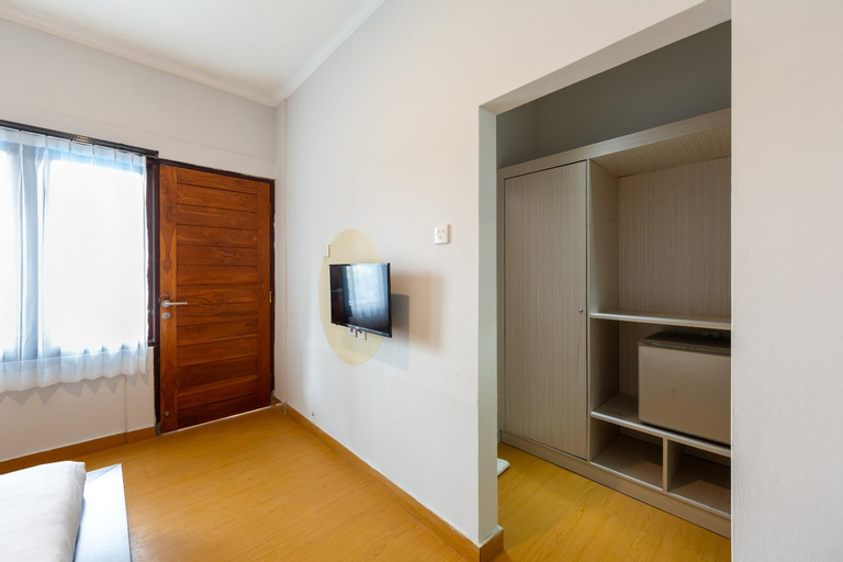 Bedroom 16