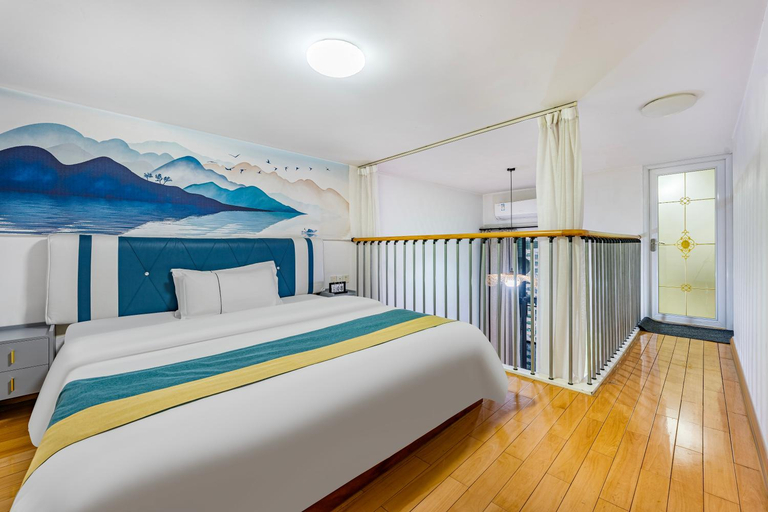 Bedroom 8
