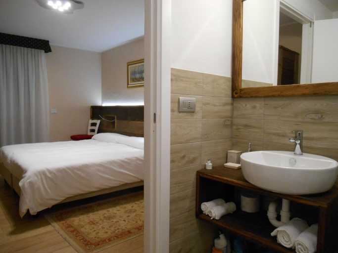 Bedroom 2, La Vigne de Papagran, Aosta