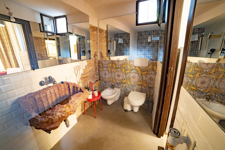 Bathroom 5, B&B Porta di Castro, Palermo