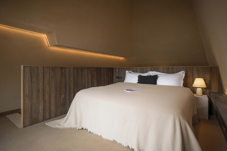 Bedroom 2, Lismant SUTE, Lijiang
