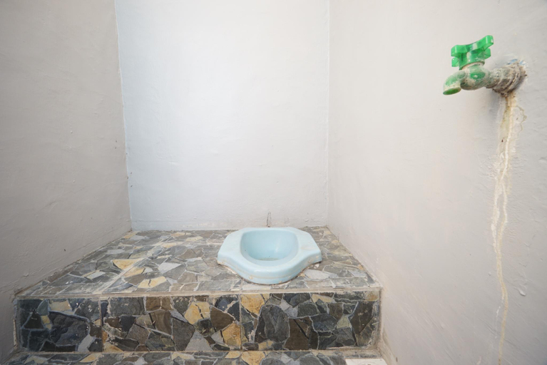 Bathroom 4, OYO Life 93300 Homestay Puri Anggrek Syariah - Wage, Sidoarjo