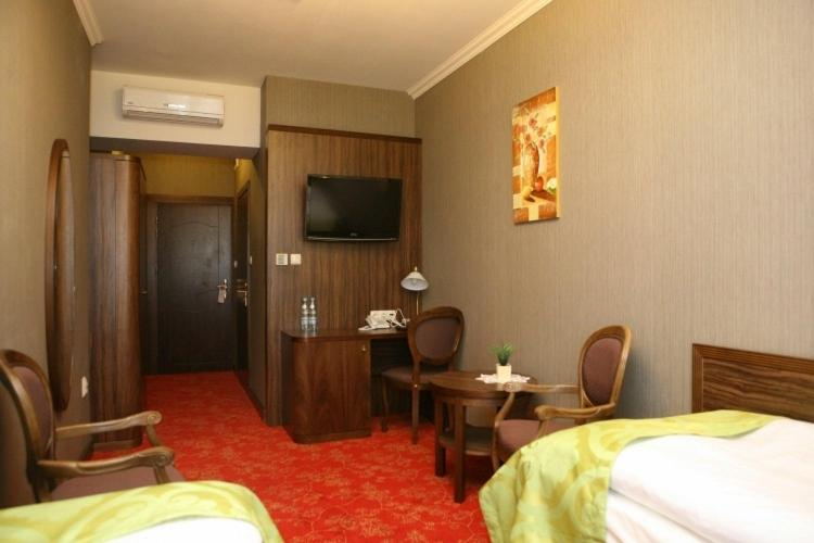 Bedroom 3, Hotel Zloty Mlyn Majkow, Piotrków