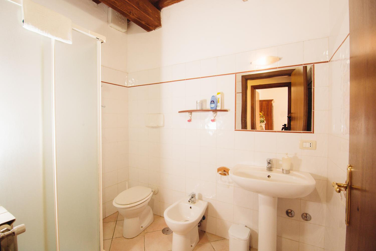 Bathroom 2, Agriturismo Le Giare, Grosseto