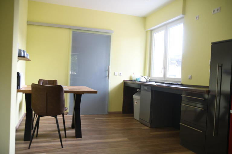 Others 5, Boarding House Zweibrucken, Zweibrücken