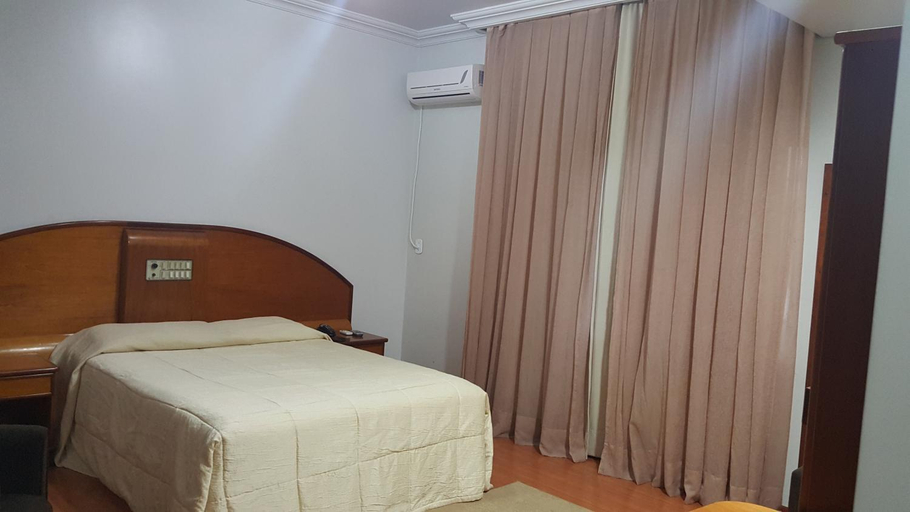 Bedroom 2, Cristal Executive Hotel, Francisco Beltrão