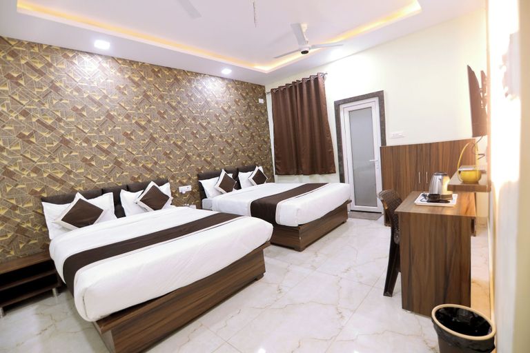 Bedroom 5, Shree Krishna Inn, Kanpur Nagar