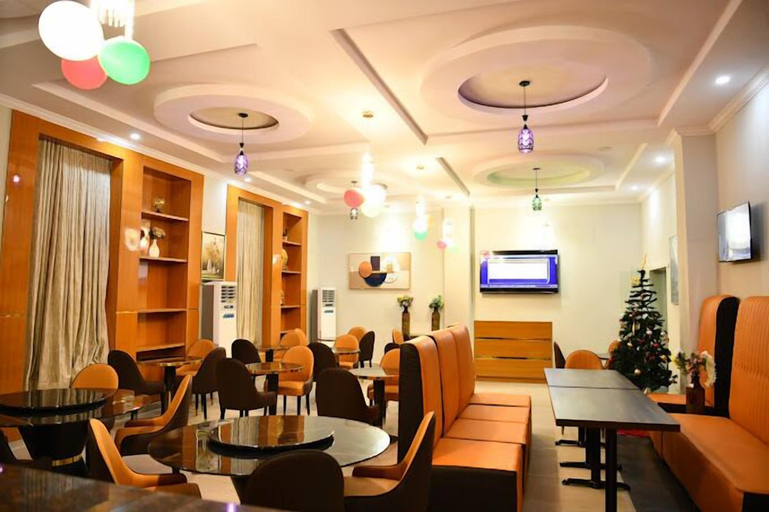 Food & Drinks 5, Purple Hills Hotel, Ilorin South