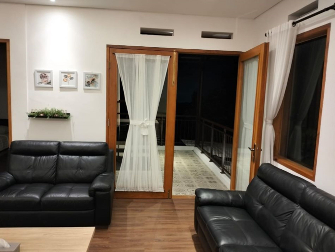 living_room 5