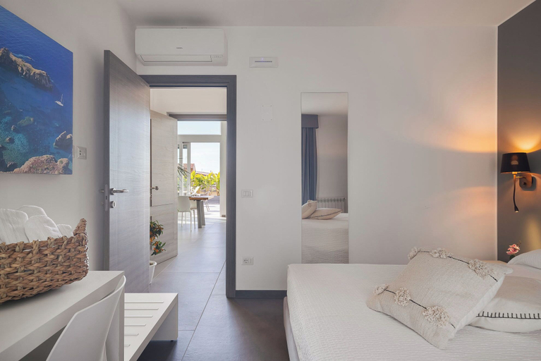 Bedroom 2, Design Apartments D'Orlando, Messina