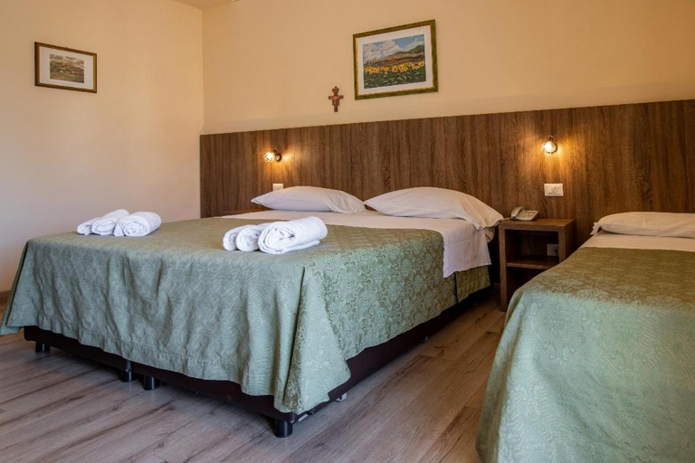 Bedroom 3, Hotel La Tavola Rotonda, Perugia
