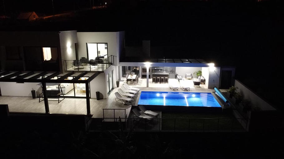 Food & Drinks 5, Villa de la Ponte by Atlantic Holiday, Calheta