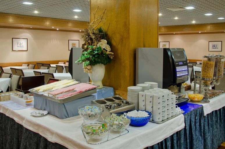 Food & Drinks 5, VIP Inn Berna Hotel, Lisboa
