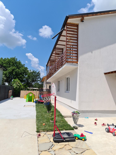 Others 5, Luca's House ( aeroport Henry Coanda, Therme Bucuresti), Balotesti