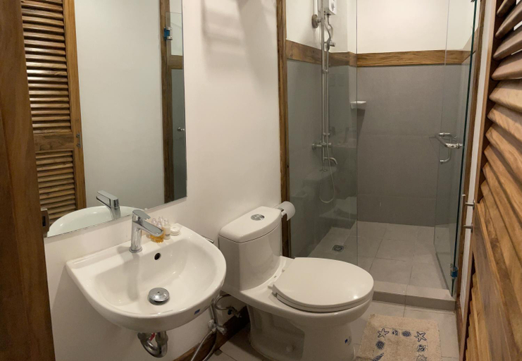 Bathroom 5, P&B Residences Legazpi., Legazpi City