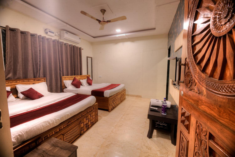 Bedroom 3, Hotel Snehaprabha, Alibaug, Raigarh