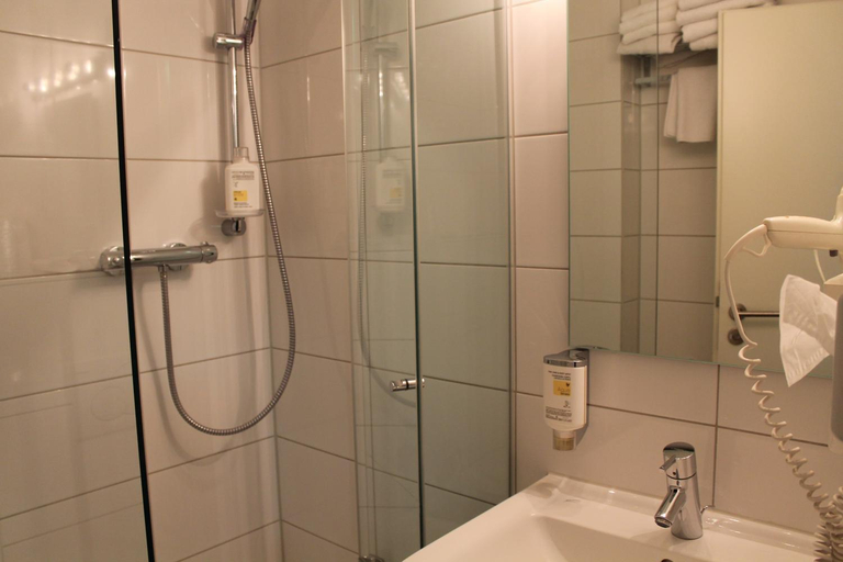 Bathroom 2, Hotel am Viktualienmarkt, München
