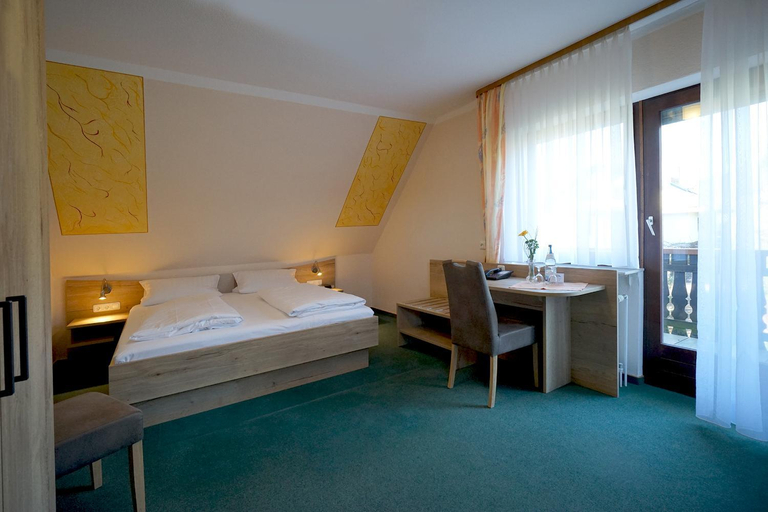Bedroom 2, Hotel Gasthof zum Biber, Bad Kissingen