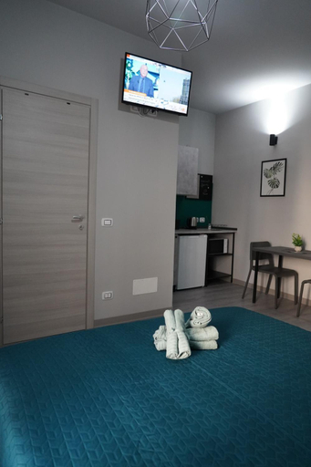 Others 2, 4ROOMS b&b - HOLIDAY HOME, Catanzaro