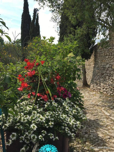 Exterior & Views 5, Les Magnolias, Drôme