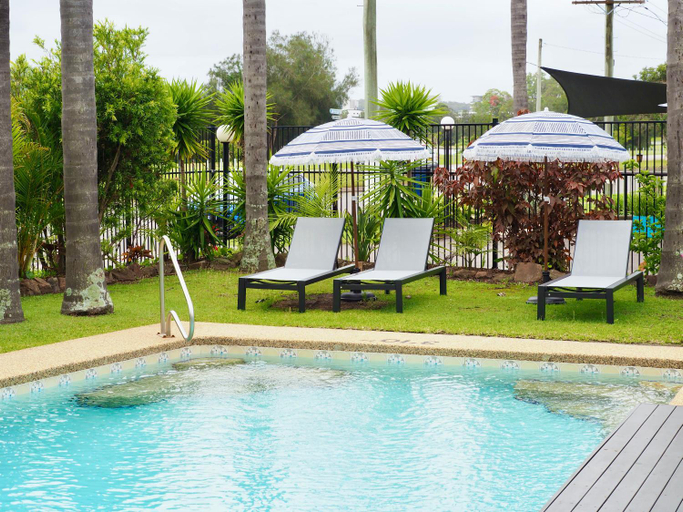 Swimming Pool 9