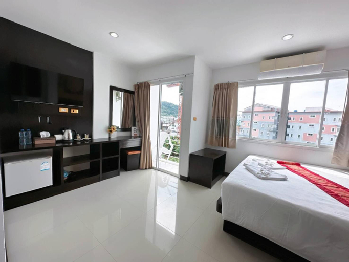 Bedroom 9