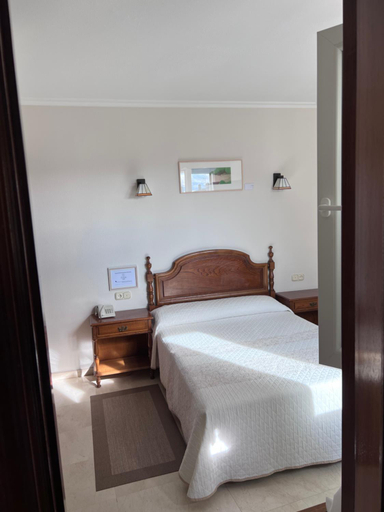Bedroom 2, Hotel Serantes, Pontevedra