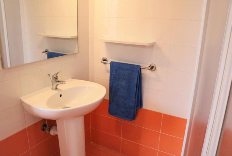 Bathroom 4, Residence With Large Swimming Pool And Beach Place, Venezia