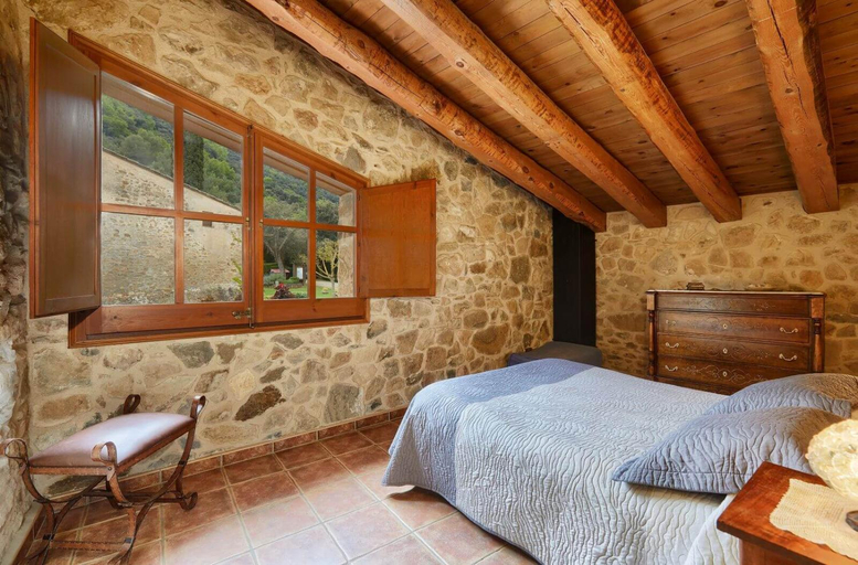 Others 2, Can Soler de Merlant, Girona