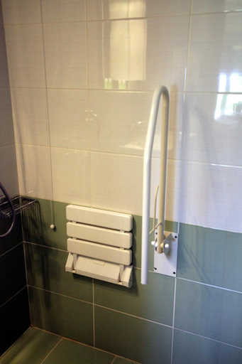 Bathroom 2, Cavos Fokidos, Central Greece