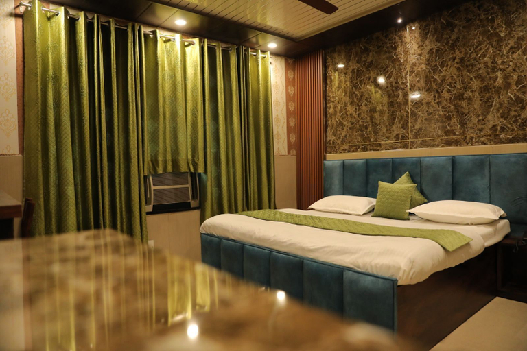Sport & Beauty 5, Hotel Green View, Jammu
