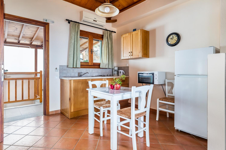 Others 3, Althea Accommodation, Thessaly