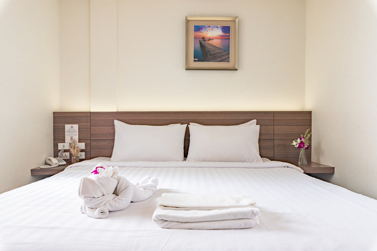 Bedroom 16