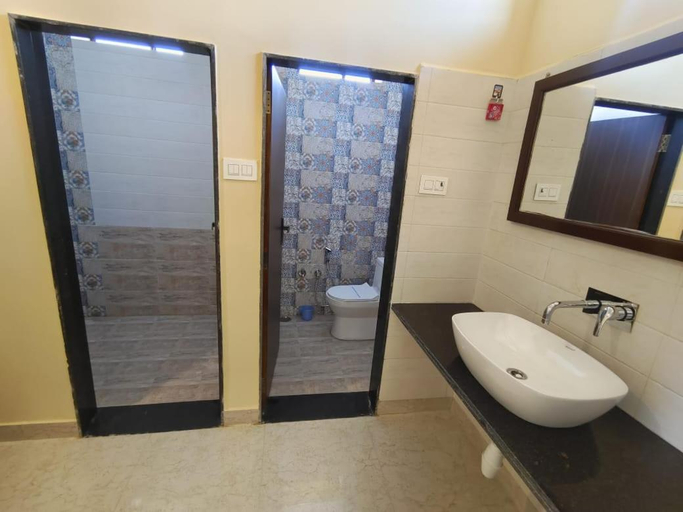 Bathroom 3, Moonlight Nature Resort & Swimming Pool, Jaisalmer