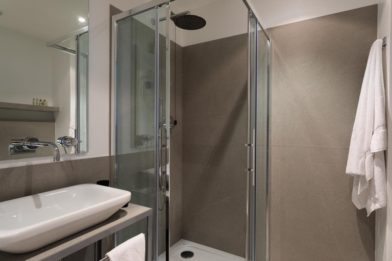 Bathroom 5