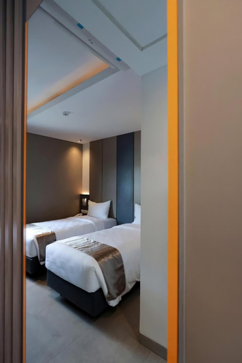 Bedroom 4, Hayo Hotel Palembang by Pribadi Group, Palembang