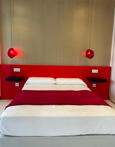 Bedroom 2, LaHola Glam Suites, Málaga