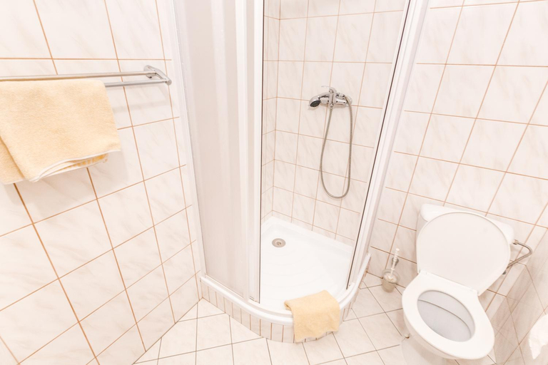 Bathroom 2, Hotel Gradl, Klatovy